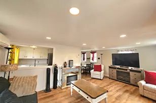 895 Vauxhall Street Ext., Waterford, CT 06385 - Photo 4