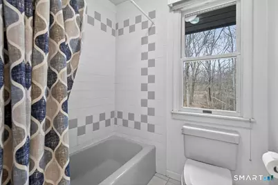 15 Farm Brook Court, Hamden, CT 06514 - Photo 18