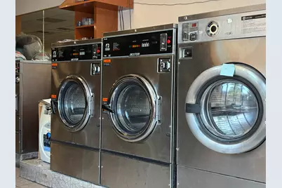 [Address not provided], New Haven, CT 06511 - Photo 6