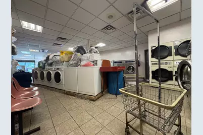 [Address not provided], New Haven, CT 06511 - Photo 4