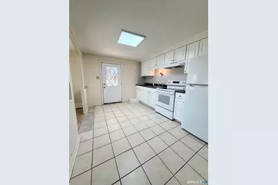 9 Meridian Street #3, Plymouth, CT 06786 - Photo 1