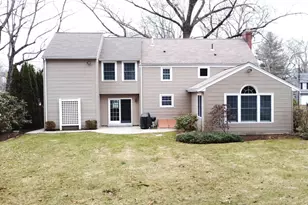 33 Trotwood Dr, West Hartford, CT 06117 - Photo 34