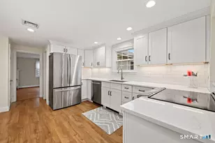 33 Trotwood Dr, West Hartford, CT 06117 - Photo 8