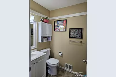 24 Fox Run #24, Woodbury, CT 06798 - Photo 12