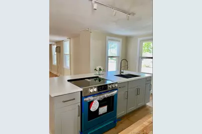 831 Boston Post Road, Madison, CT 06443 - Photo 4