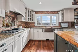 195 Hinman Rd, Watertown, CT 06795 - Photo 10