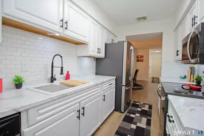 1 Concorde Way #B3, Windsor Locks, CT 06096 - Photo 10