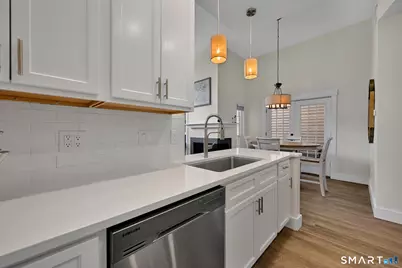 133 Carriage Crossing Lane #133, Middletown, CT 06457 - Photo 10