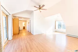 140 N Frontage Rd, Killingly, CT 06239 - Photo 32