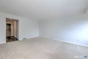 132 Bison Ln, Stratford, CT 06614 - Photo 30