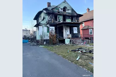 15 Shultas Place, Hartford, CT 06114 - Photo 1