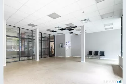 207 Bank Street #1D, Waterbury, CT 06702 - Photo 4