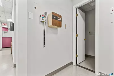 256 Boston Post Road, Waterford, CT 06385 - Photo 14