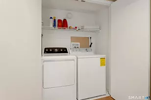 2435 Bedford St, Stamford, CT 06905 - Photo 22