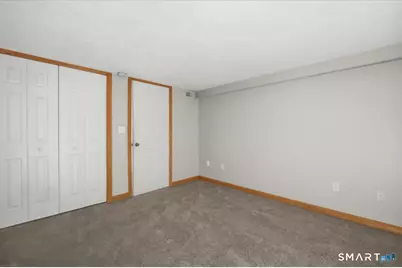 8 Manor Road, Montville, CT 06370 - Photo 18