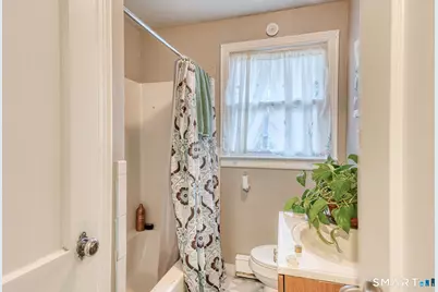 40 Cottage Grove Circle, Bloomfield, CT 06002 - Photo 16