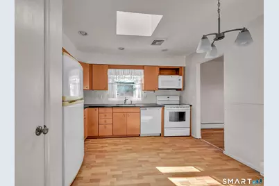 50 Farm Street, Danbury, CT 06811 - Photo 12