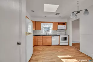 50 Farm St, Danbury, CT 06811 - Photo 12