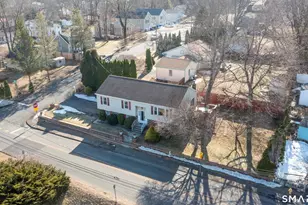 50 Farm St, Danbury, CT 06811 - Photo 2