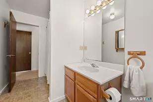 16 Crosswinds Ln, Waterbury, CT 06705 - Photo 6