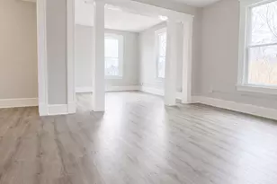 30 Cottage St, Bristol, CT 06010 - Photo 8