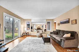 8 Ironwood Rd, West Hartford, CT 06117 - Photo 6