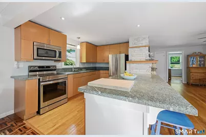 4 Hillside Road, Danbury, CT 06811 - Photo 14