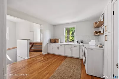 4 Hillside Road, Danbury, CT 06811 - Photo 26