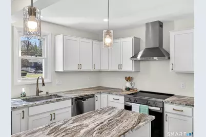 24 Grove Avenue, Wolcott, CT 06716 - Photo 12