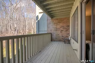 21 Hawthorn Ct, Cromwell, CT 06416 - Photo 10