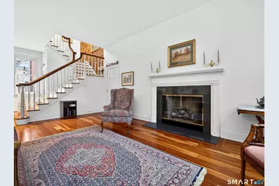 18 Fair Street #APT 5, Guilford, CT 06437 - Photo 8