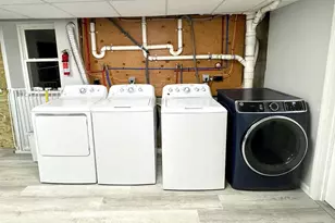 87 S Whittlesey Ave, Wallingford, CT 06492 - Photo 8