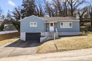 47 Juniper Ridge Dr, Waterbury, CT 06708 - Photo 1