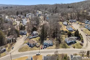 47 Juniper Ridge Dr, Waterbury, CT 06708 - Photo 32