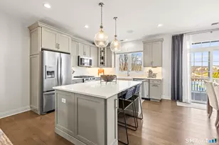 1 Brentwood Cir, Danbury, CT 06810 - Photo 4