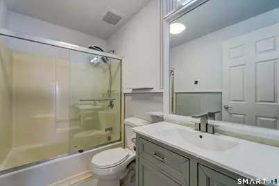 343 Beach Street #APT 202, West Haven, CT 06516 - Photo 16