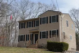 79 All Hallows Rd, Plainfield, CT 06239 - Photo 2