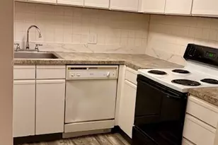 176 Burgundy Hill Ln, Middletown, CT 06457 - Photo 12