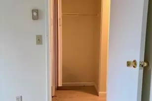 176 Burgundy Hill Ln, Middletown, CT 06457 - Photo 2