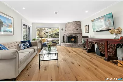 92 Ledgebrook Drive #92, Norwalk, CT 06854 - Photo 2