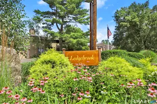 92 Ledgebrook Dr, Norwalk, CT 06854 - Photo 20