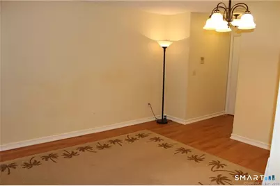 20 Woodsedge Drive #APT 2B, Newington, CT 06111 - Photo 6