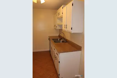 20 Woodsedge Drive #APT 2B, Newington, CT 06111 - Photo 8