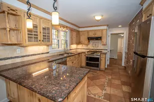 10 Cove Hill Rd, Essex, CT 06426 - Photo 20