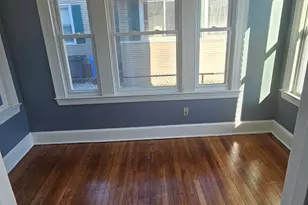 120 Branford St, Hartford, CT 06112 - Photo 12