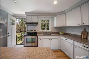 50 Jefferson Cir, Clinton, CT 06413 - Photo 4