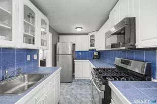 53 Standish Rd, Stamford, CT 06902 - Photo 12