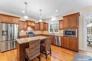 24 Andrew Pl, Southbury, CT 06488 - Photo 10