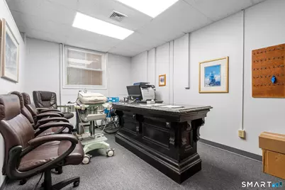 385 Main Street, West Haven, CT 06516 - Photo 40