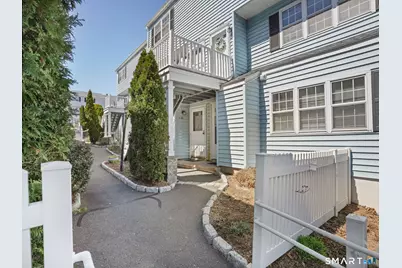 26 Prospect Avenue #F8, Norwalk, CT 06850 - Photo 2